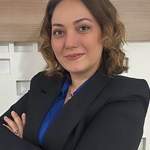 Esra Resuloğlu